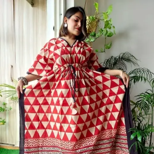 maxi dress.webp